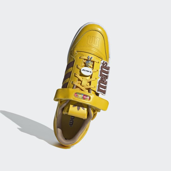 Zapatillas Baloncesto Adidas M&M’S x adidas Forum Low 84 Hombre Chile Amarillo - YTNZBF162