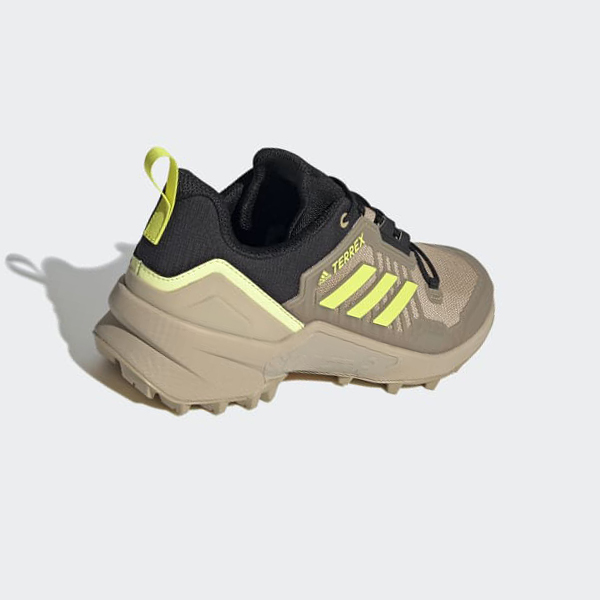 Zapatillas Trekking Adidas Terrex Swift R3 Hombre Chile Beige - BOUEYC356